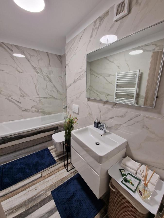 M&A Apartment Braşov Buitenkant foto